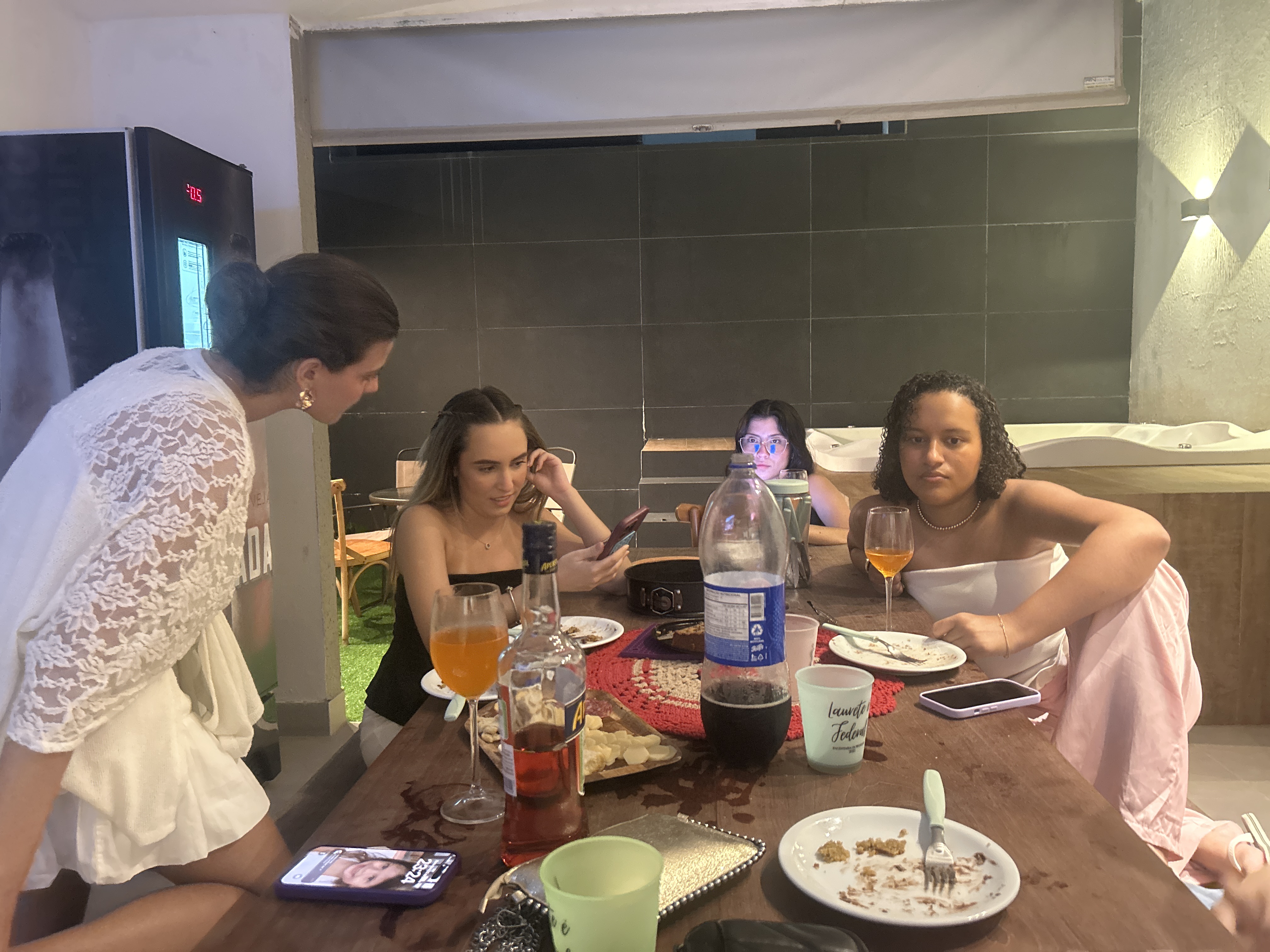 Solteiras reunidas